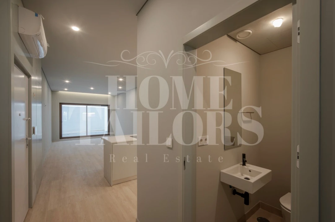 Apartamento T1 para Venda em Santo António Foto 32