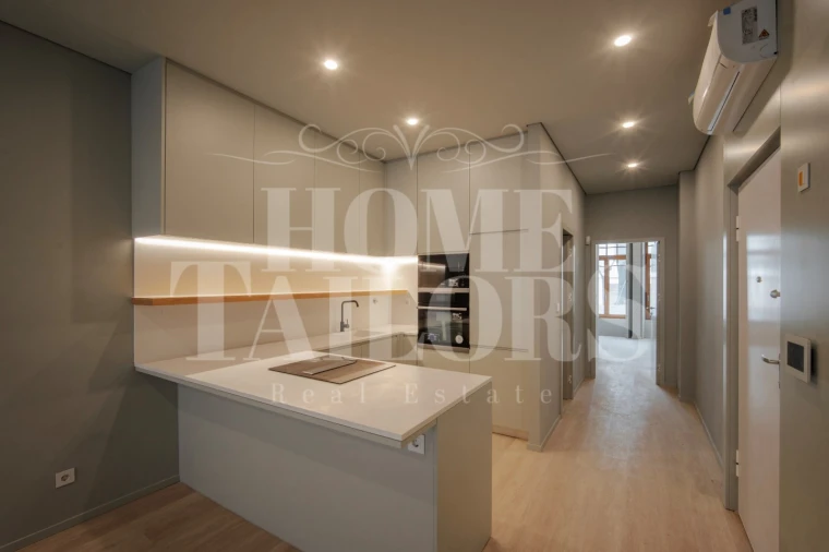 Apartamento T1 para Venda em Santo António Foto 4