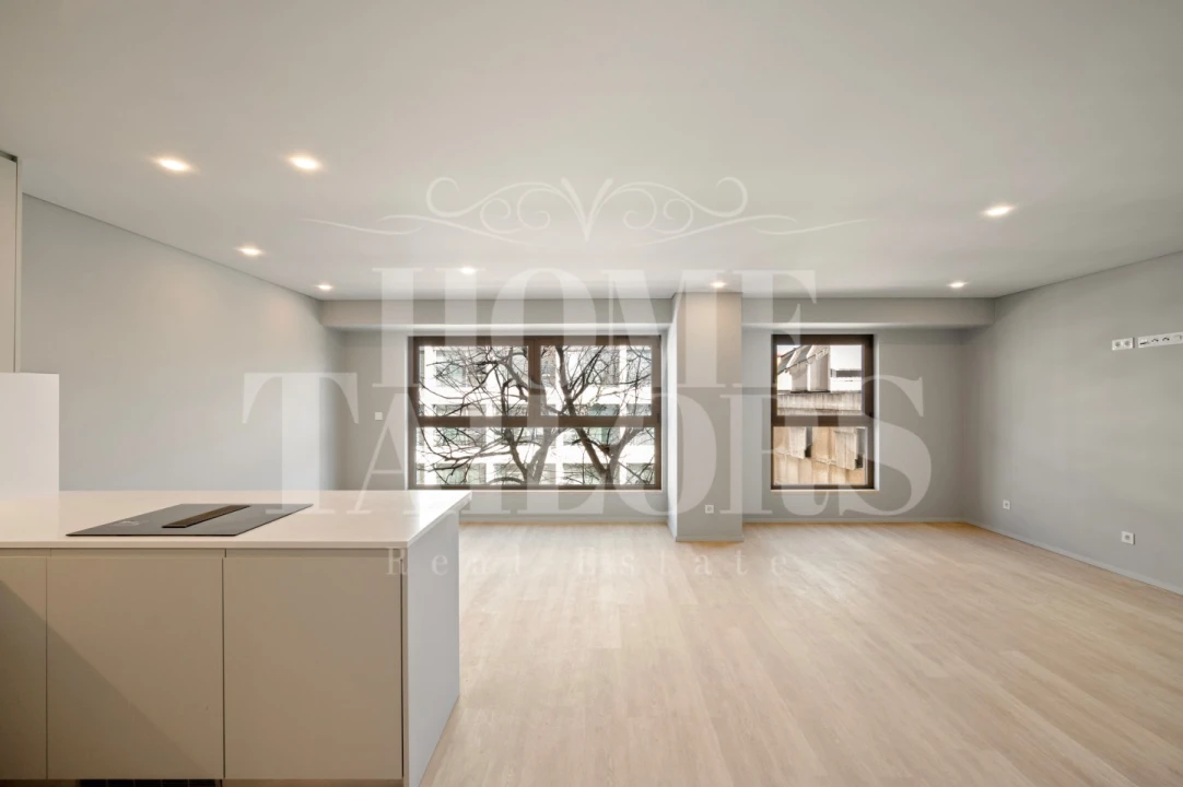 Apartamento T3 para Venda em Santo António Foto 4