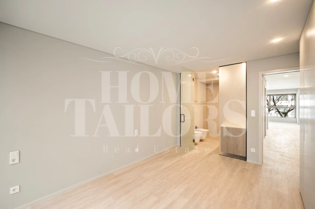 Apartamento T3 para Venda em Santo António Foto 29