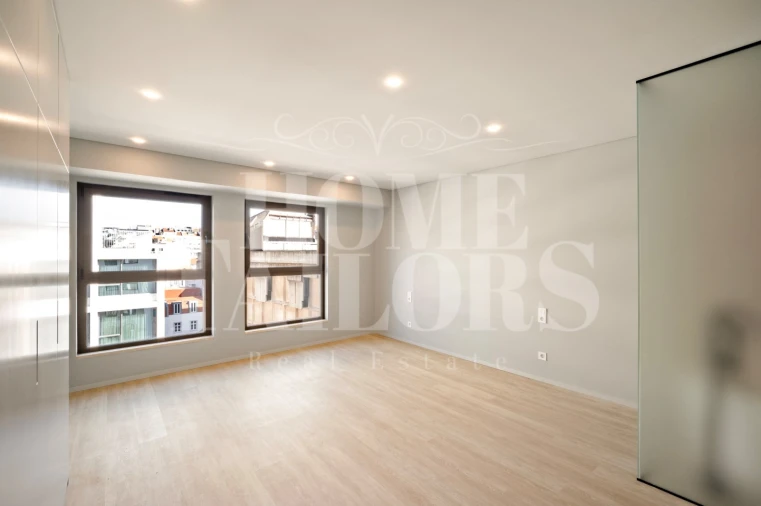 Apartamento T3 para Venda em Santo António Foto 9