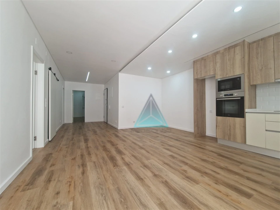 Apartamento T3 para Venda em Amora Foto 5