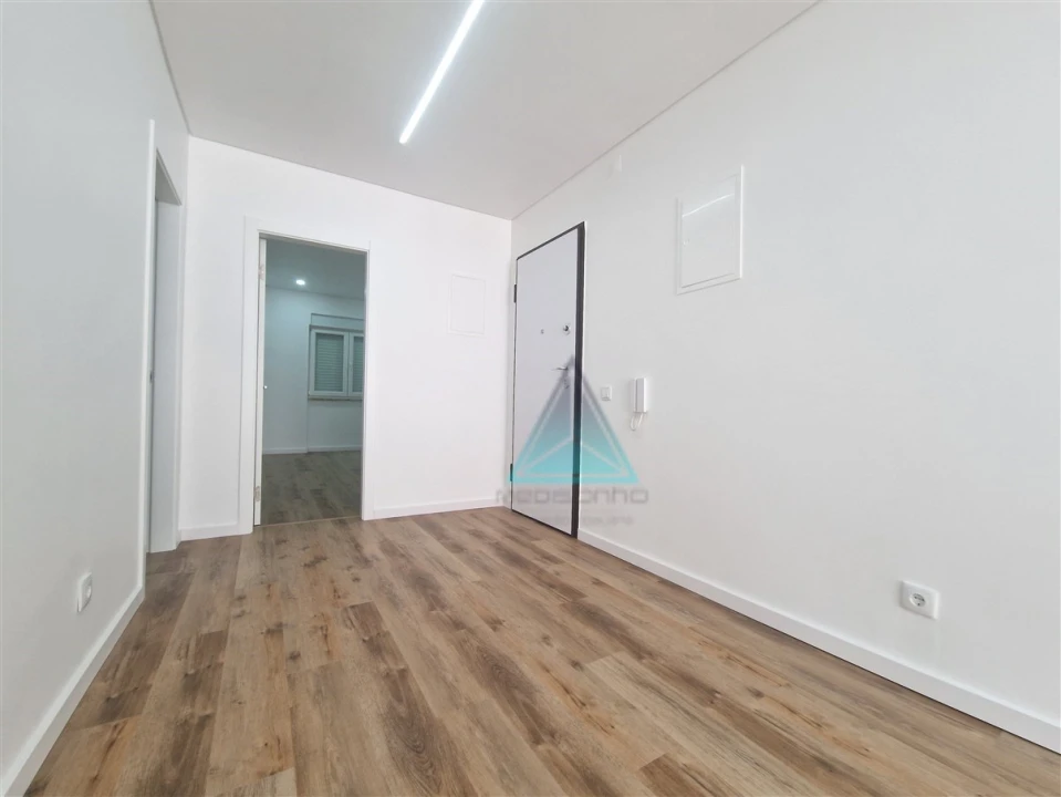 Apartamento T3 para Venda em Amora Foto 11