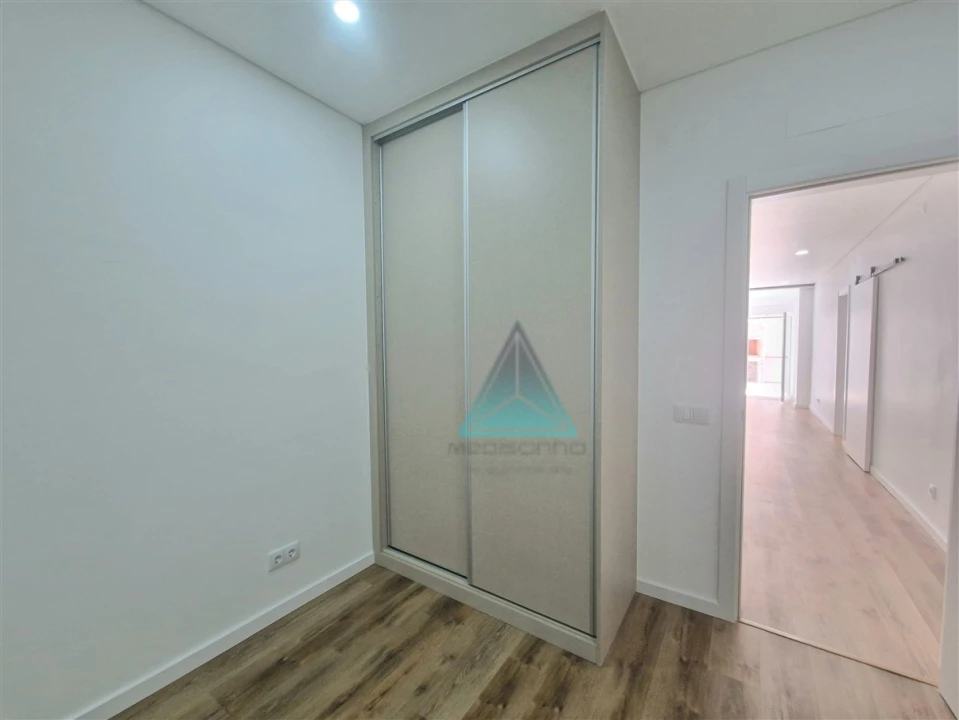 Apartamento T3 para Venda em Amora Foto 18