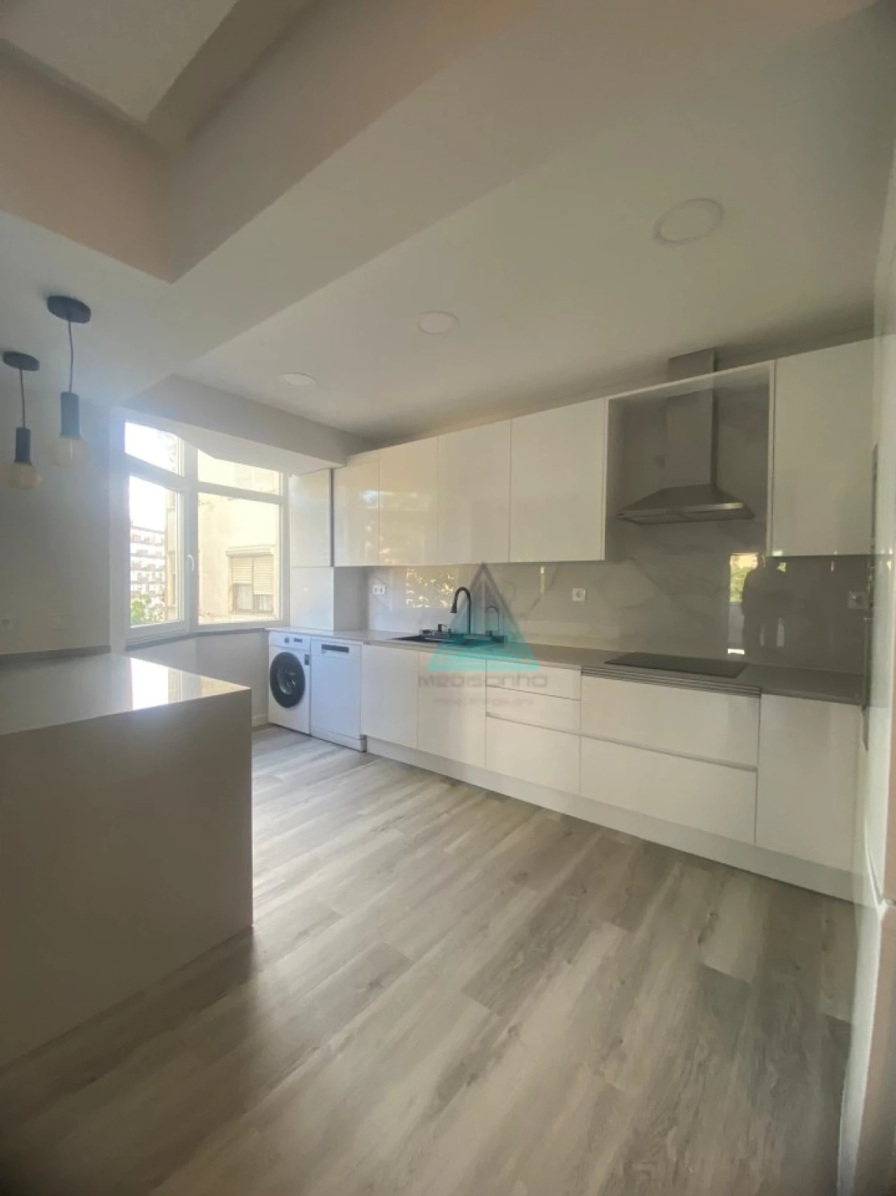 Apartamento T2 para Venda em Corroios Foto 1