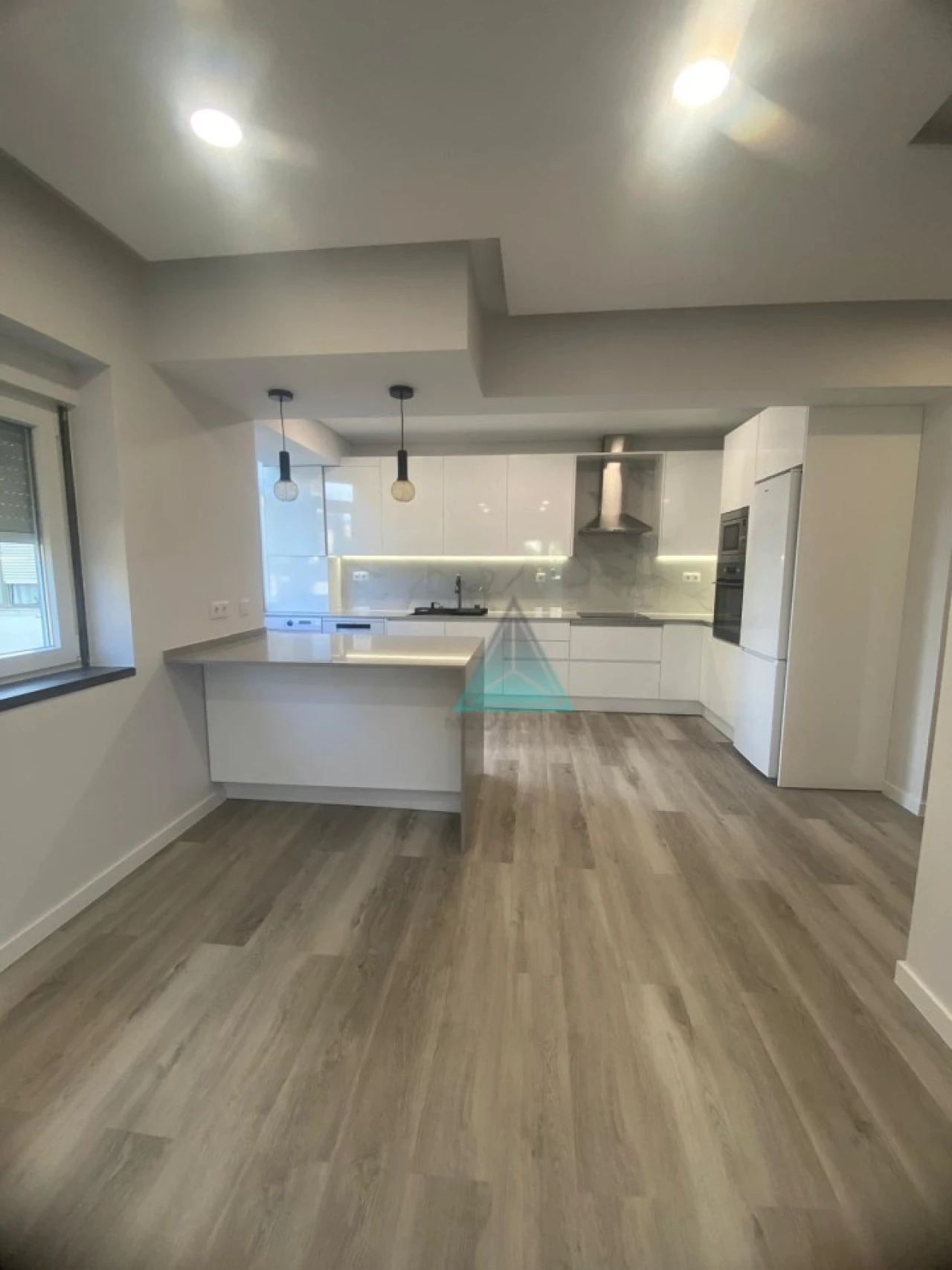 Apartamento T2 para Venda em Corroios Foto 3