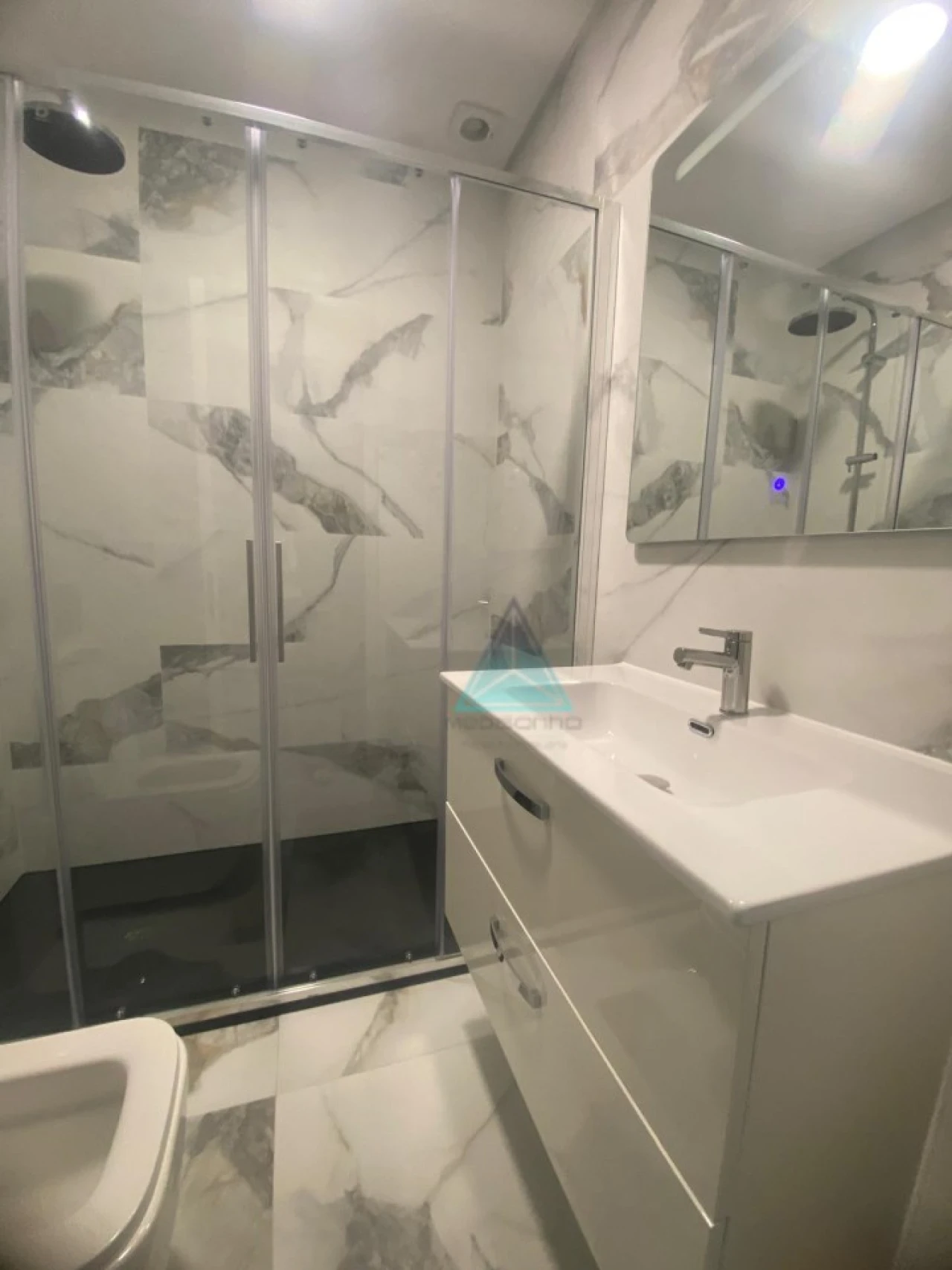 Apartamento T2 para Venda em Corroios Foto 8