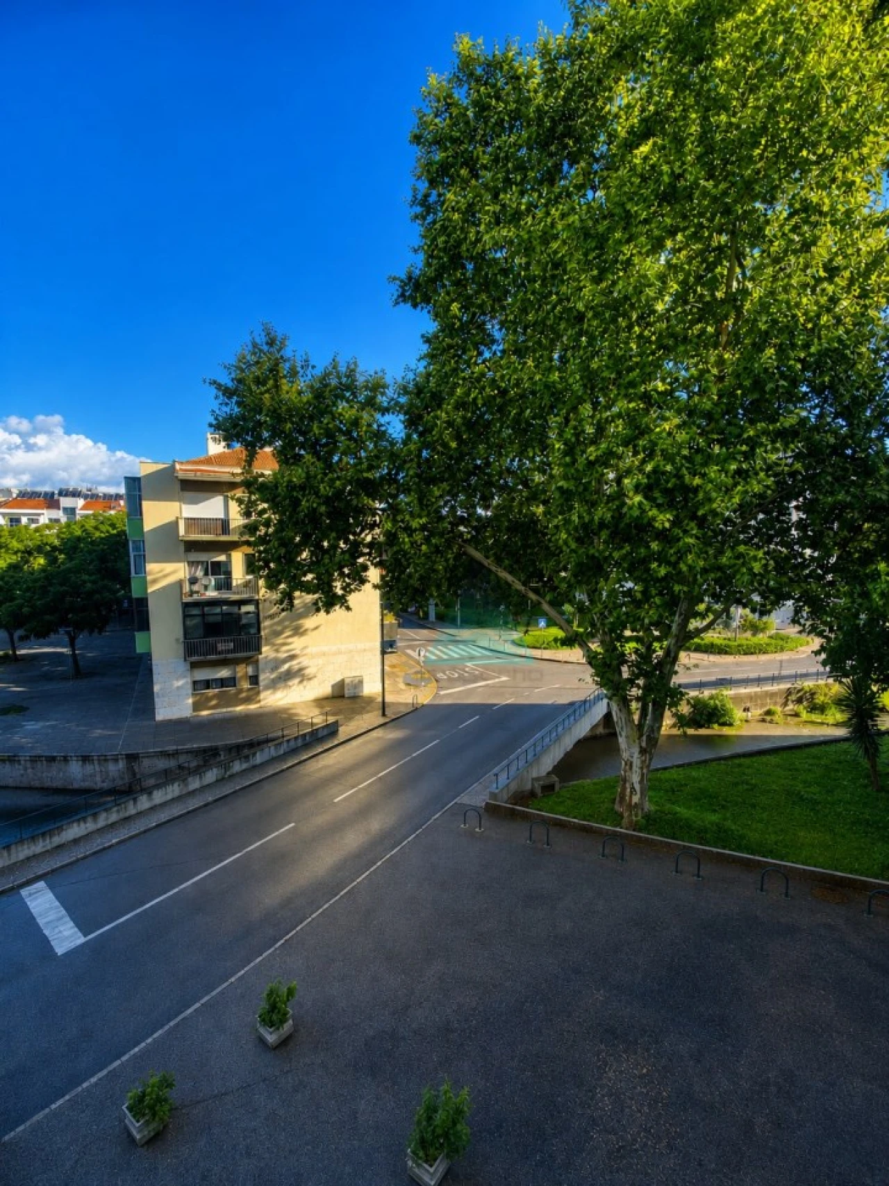 Apartamento T2 para Venda em Corroios Foto 19