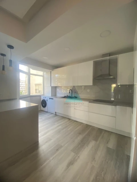 Apartamento T2 para Venda em Corroios