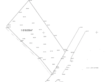 Armazém para Venda em Vila de Cucujães