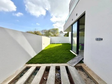 Moradia T3 para Venda em Canidelo