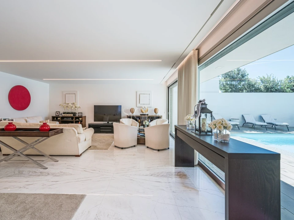 Moradia T4 para Venda em Madalena Foto 14