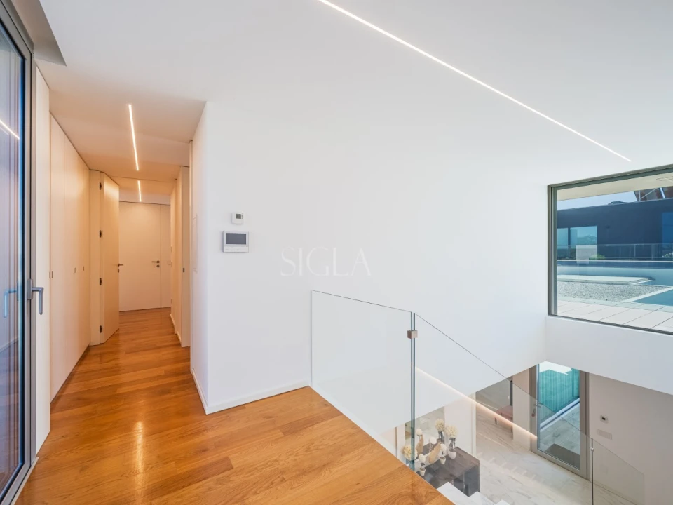 Moradia T4 para Venda em Madalena Foto 25