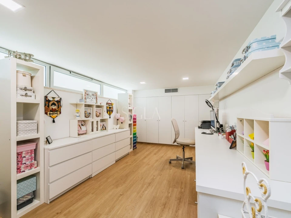 Moradia T4 para Venda em Madalena Foto 46