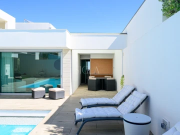 Moradia T4 para Venda em Madalena