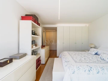 Moradia T4 para Venda em Madalena