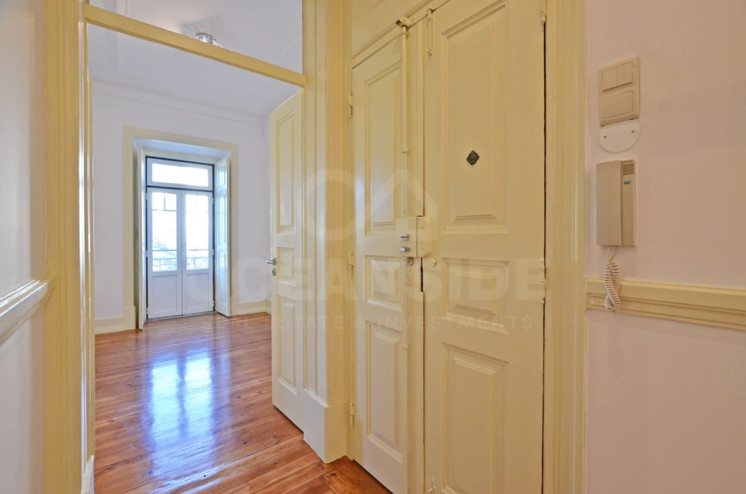 Apartamento T2 para Arrendamento em Arroios Foto 4