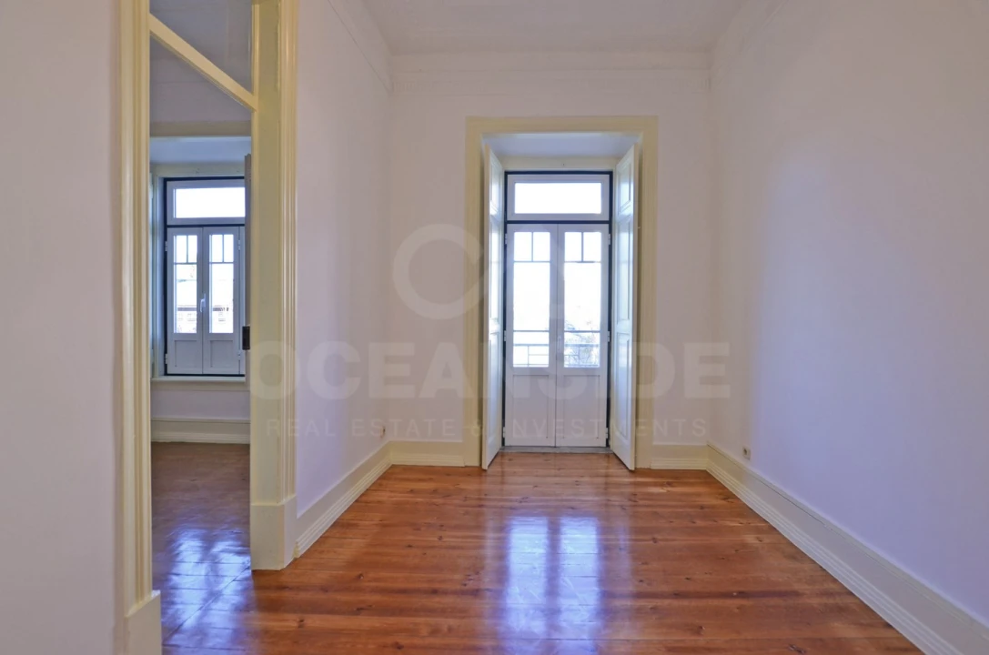 Apartamento T2 para Arrendamento em Arroios Foto 6