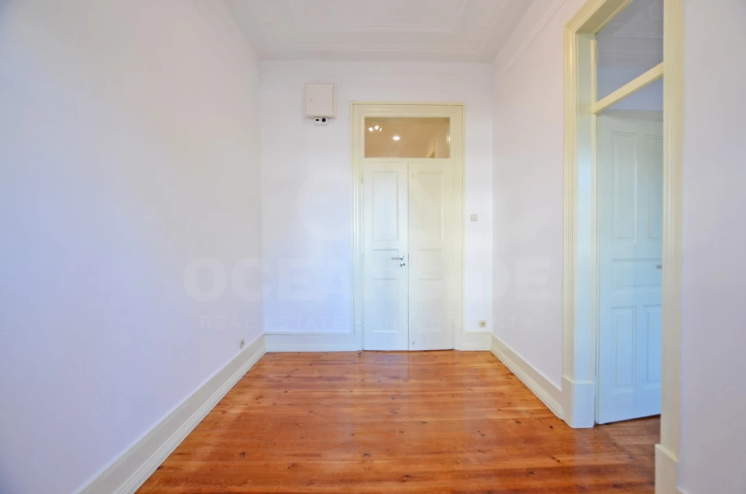 Apartamento T2 para Arrendamento em Arroios Foto 7