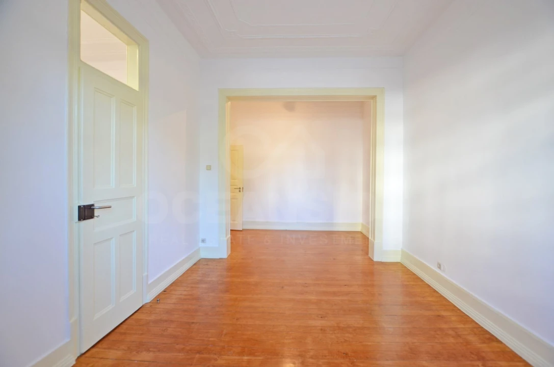 Apartamento T2 para Arrendamento em Arroios Foto 10