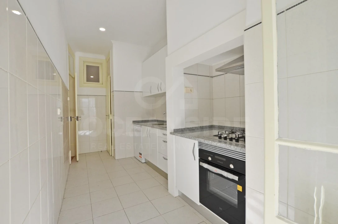 Apartamento T2 para Arrendamento em Arroios Foto 18