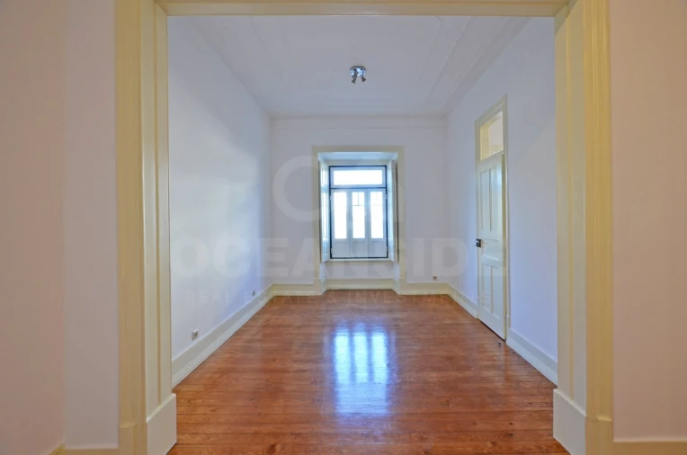 Apartamento T2 para Arrendamento em Arroios Foto 11