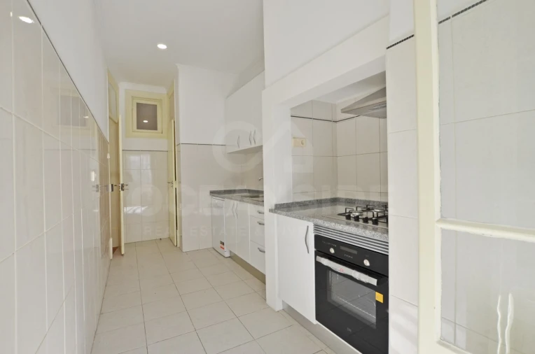 Apartamento T2 para Arrendamento em Arroios Foto 18