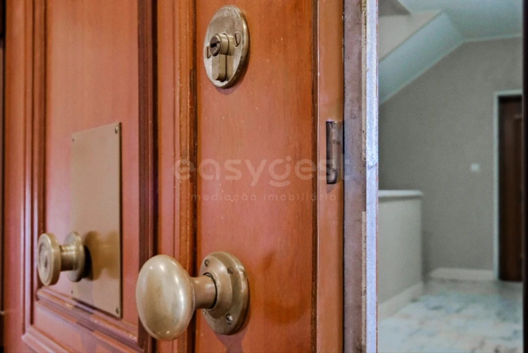 Apartamento T3 para Venda em Alfragide Foto 47