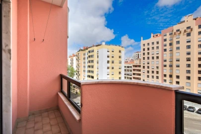 Apartamento T3 para Venda em Alfragide