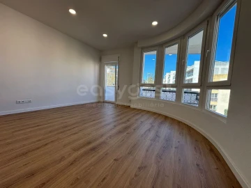 Apartamento T2 para Venda em Sesimbra (Santiago)