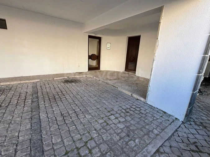 Apartamento T2 para Venda em Sesimbra (Santiago) Foto 13