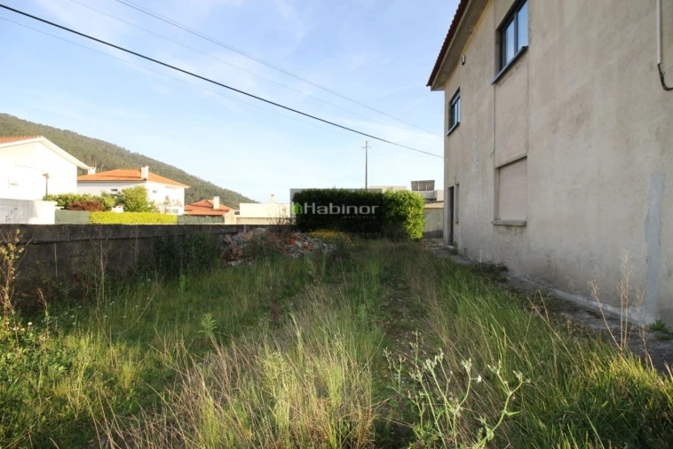 Apartamento T3 para Venda em Carreço Foto 2