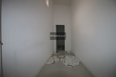 Loja para Arrendamento em Santa Maria Maior e Monserrate e Meadela