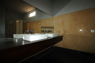 Loja para Arrendamento em Santa Maria Maior e Monserrate e Meadela