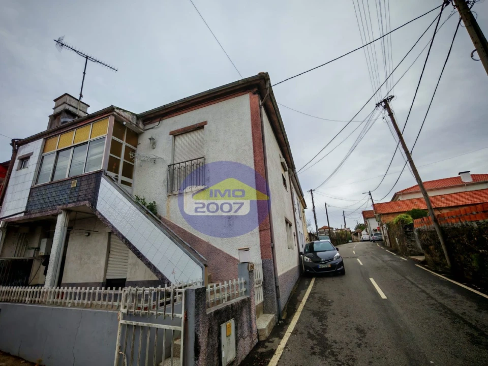 Moradia T6 para Venda em São Paio de Oleiros Foto 2