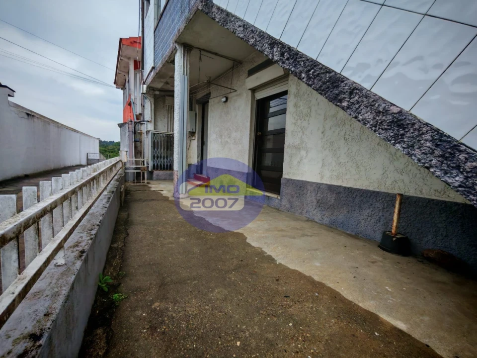 Moradia T6 para Venda em São Paio de Oleiros Foto 5