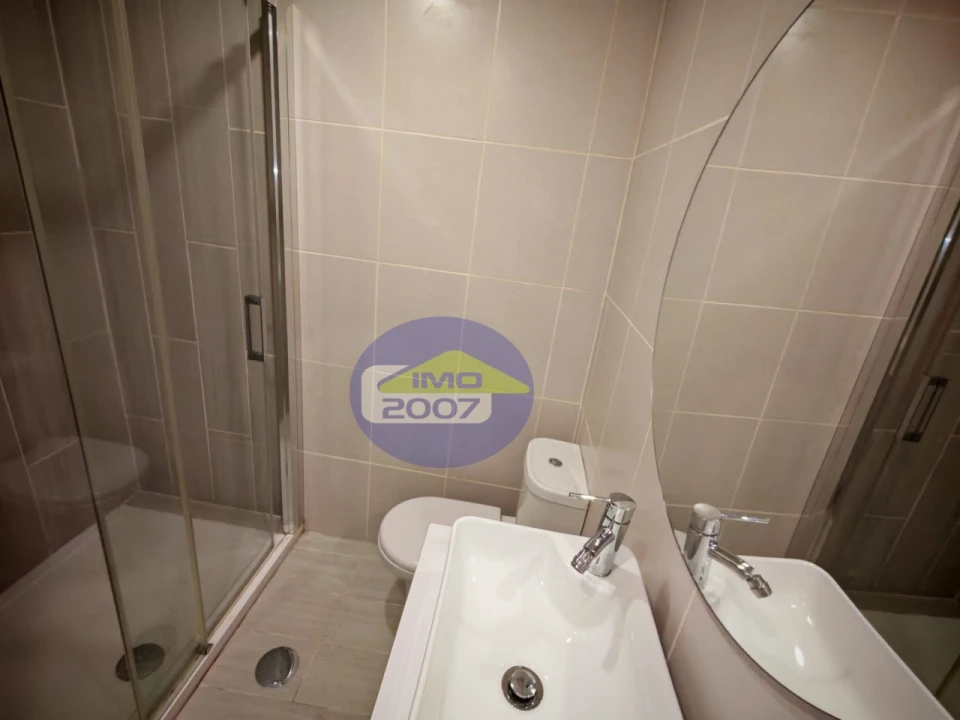 Moradia T6 para Venda em São Paio de Oleiros Foto 9