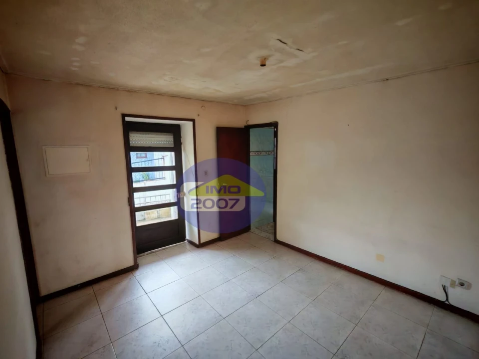 Moradia T6 para Venda em São Paio de Oleiros Foto 11