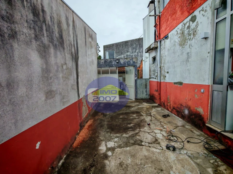 Moradia T6 para Venda em São Paio de Oleiros Foto 24