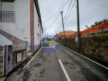Moradia T6 para Venda em São Paio de Oleiros