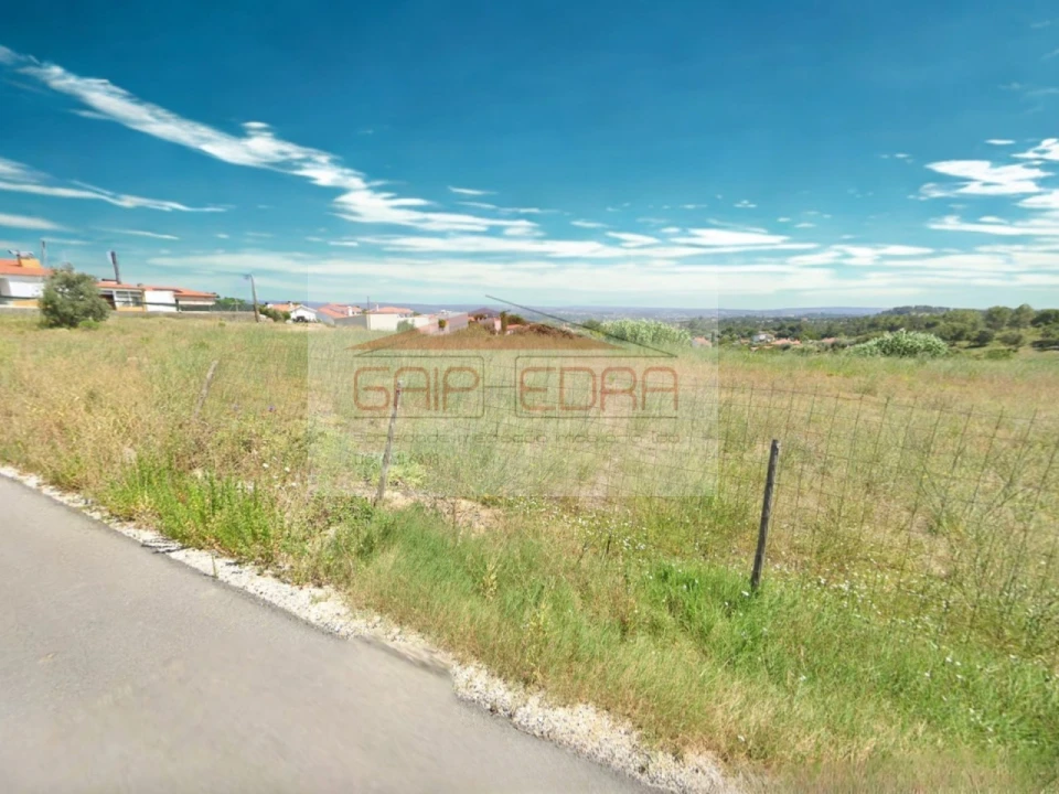 Terreno para Venda em São João Baptista e Santa Maria dos Olivais Foto 6