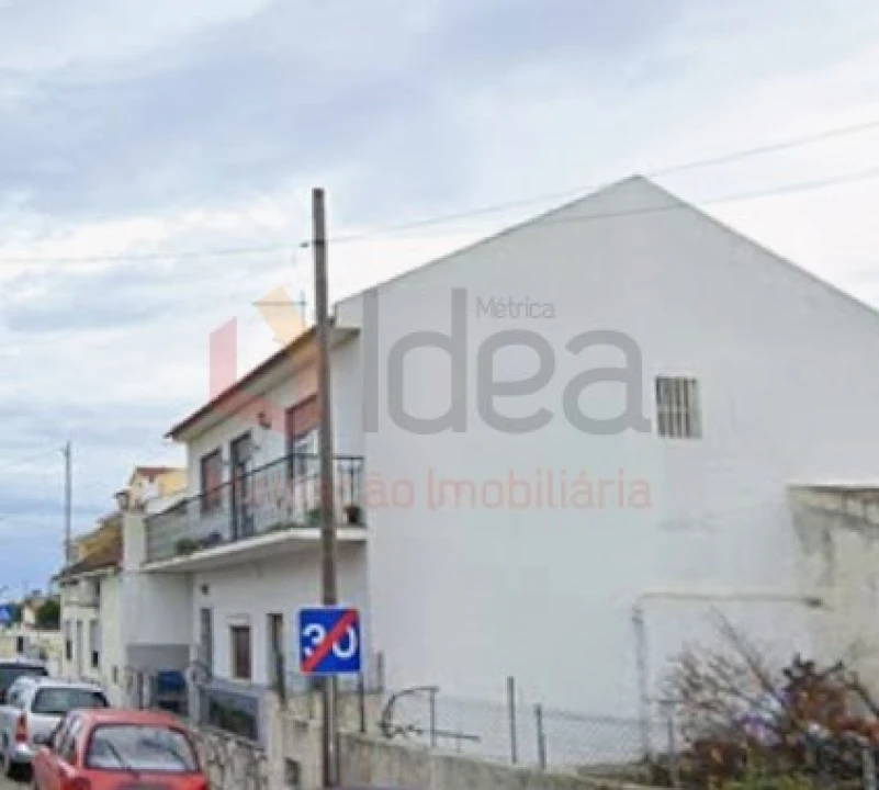 Apartamento T2 para Venda em Vila Nova da Rainha Foto 18