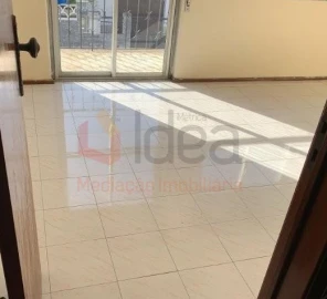 Apartamento T2 para Venda em Vila Nova da Rainha