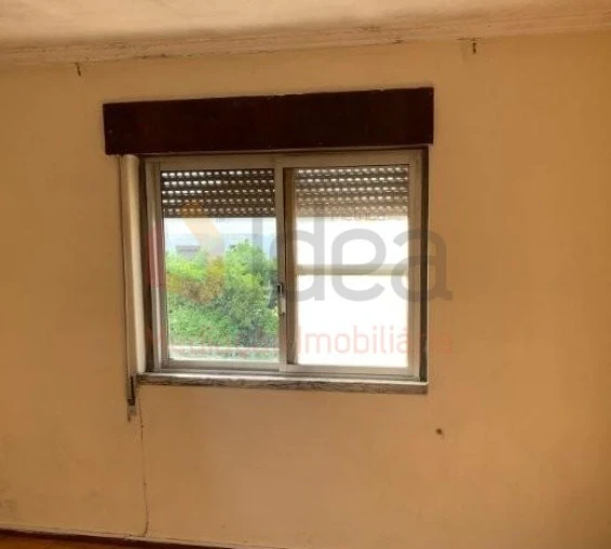 Apartamento T2 para Venda em Vila Nova da Rainha Foto 12