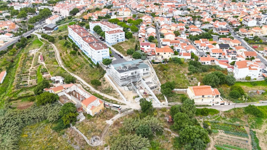 Moradia T4 para Venda em São Domingos de Rana Foto 38