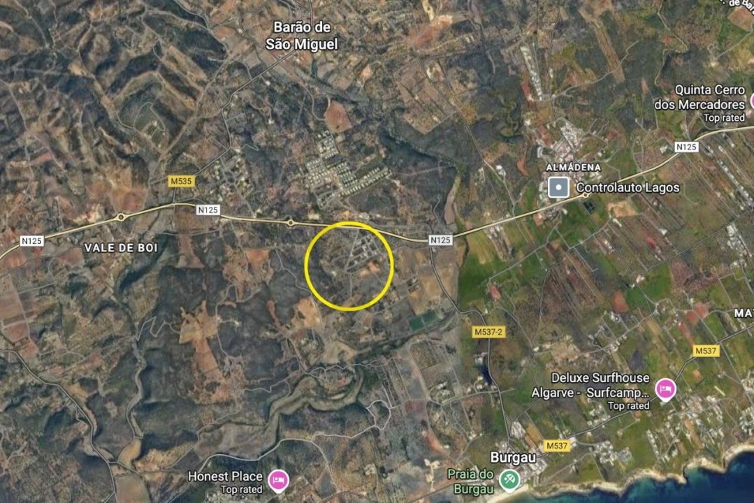 Terreno para Venda em Budens Foto 11