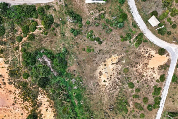 Terreno para Venda em Budens Foto 5