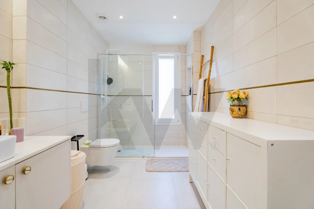 Moradia T3 para Venda em Ramada e Caneças Foto 18