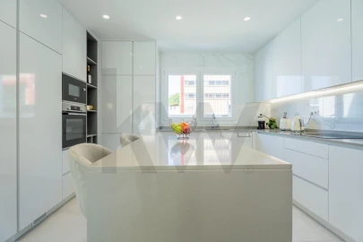 Moradia T3 para Venda em Ramada e Caneças