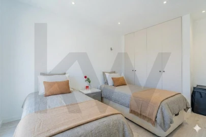 Moradia T3 para Venda em Ramada e Caneças